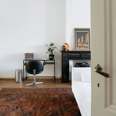 Homestay Gehele Verdieping In Herenhuis Rotterdam