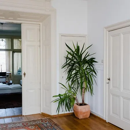 Homestay Gehele Verdieping In Herenhuis *